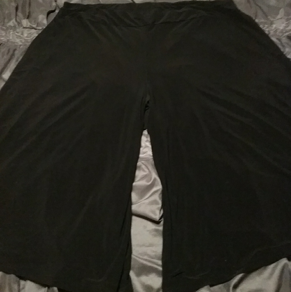Plus size Capri wide leg goucho pant